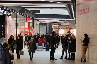 Miało być 200 tys. klientów do końca roku.